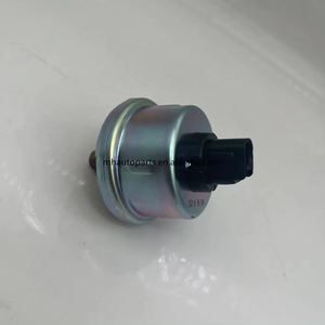 汽车配件机油压力传感器83520-60050 83520-60051 83520-35020适用于丰田陆地巡洋舰GRJ200 UZJ200 VDJ200