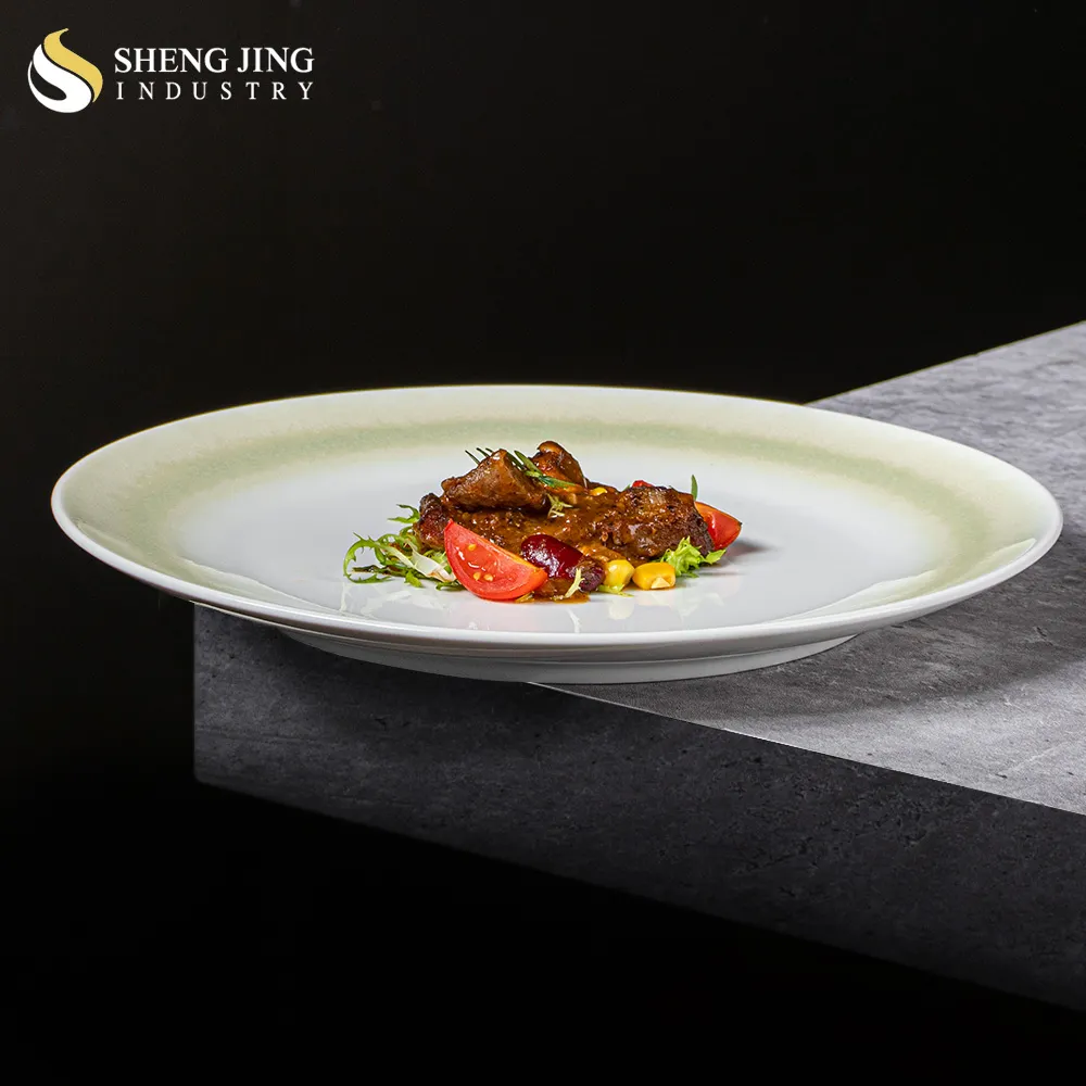 Shengjing ceramica nordica stoviglie all'ingrosso piatti rotondi & piatti forno porcellana verde stoviglie matrimonio per ristorante Hotel