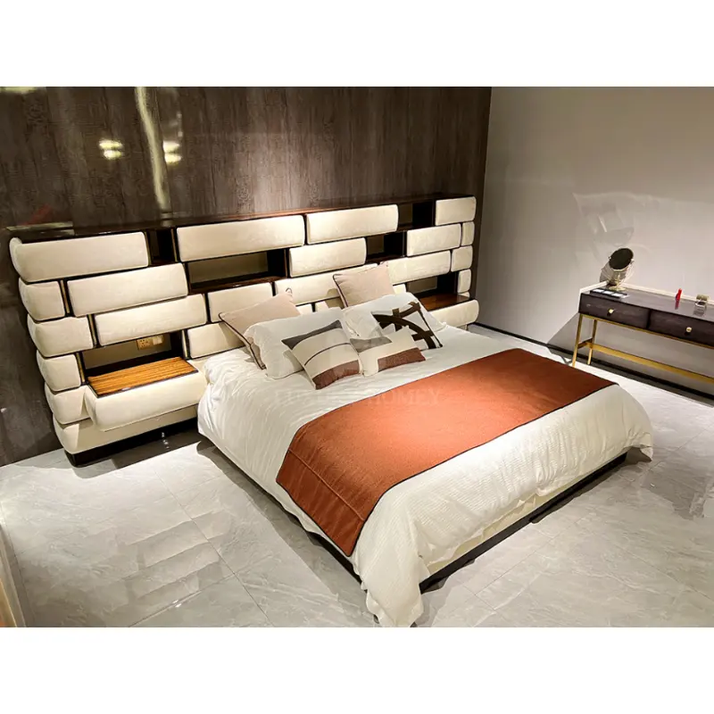Juego de muebles tamaño King de lujo de último diseño italiano Cabecero ligero de cama doble de cuero tapizado moderno de gama alta para dormitorio