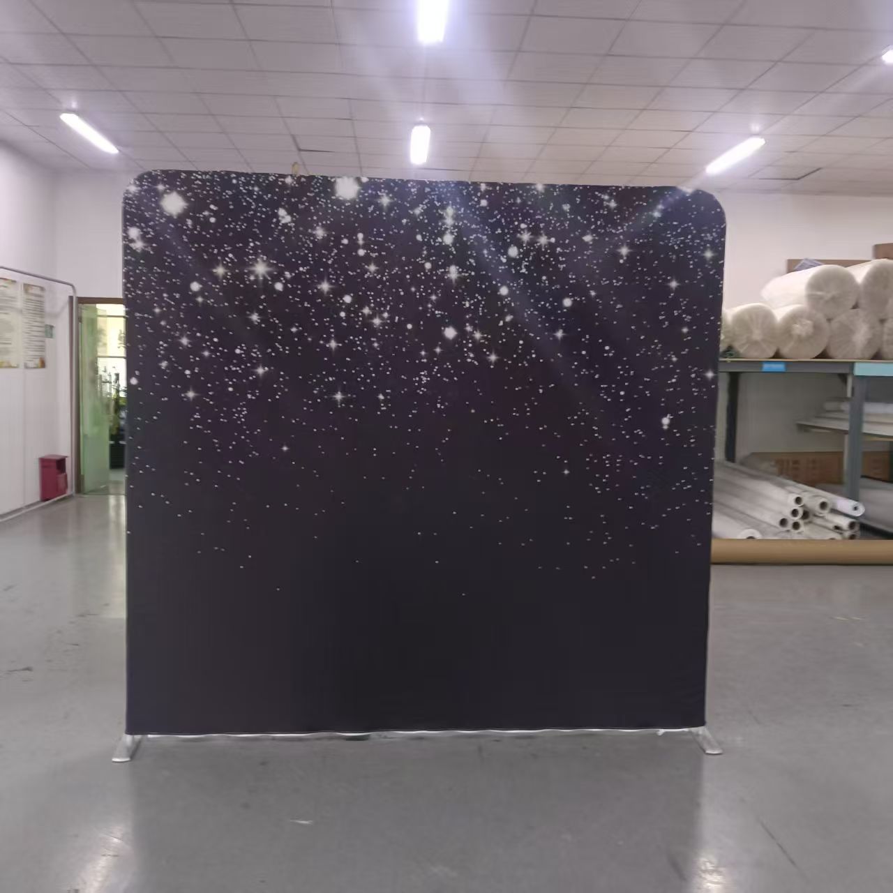 52-Single-sided print on canvas + stand + bag