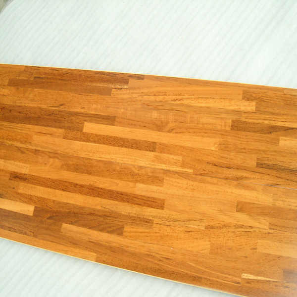Commercio all'ingrosso 8-12% di umidità pavimenti in legno teak ingegnerizzati