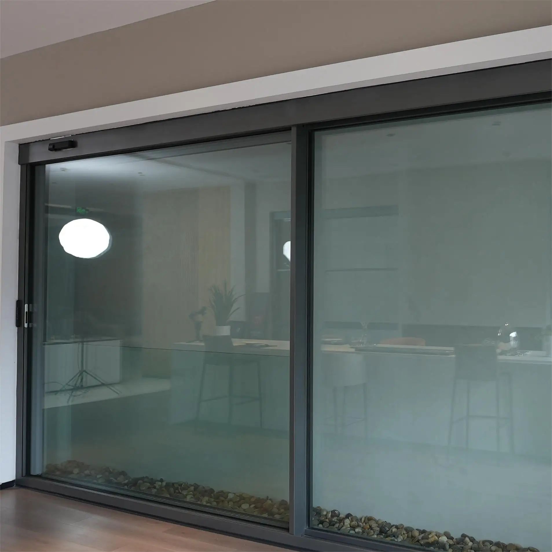 Porta deslizante interior de vidro luxuosa e janelas com moldura fina comutável vidro inteligente inteligente deslizante automático personalizado exterior