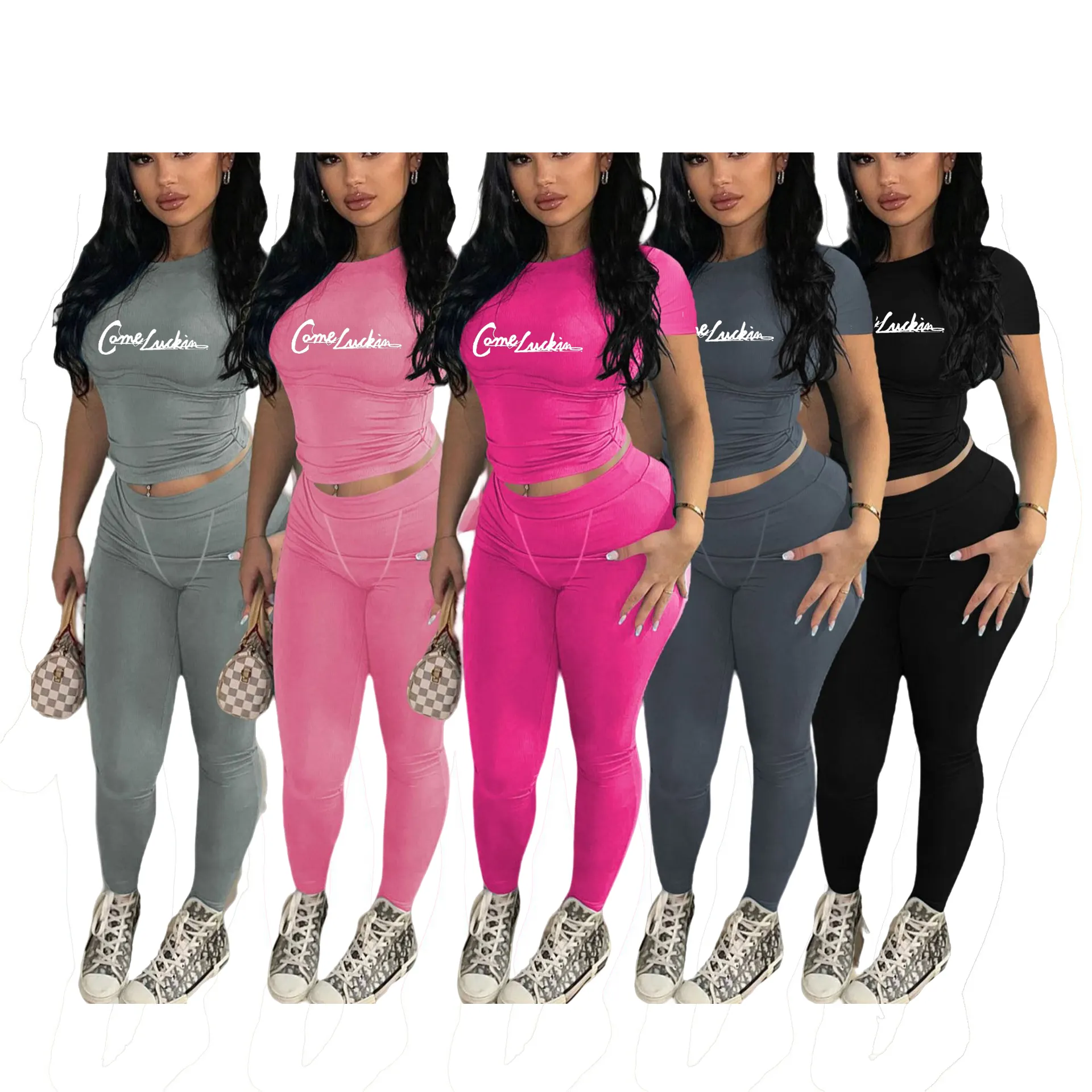 Individuelles Logo Sommer Freizeitkleidung Zweiteiliges Hosen-Set Rippe Shorts undleggings Zweiteilige Hosen Freizeitkleidung-Set Damen