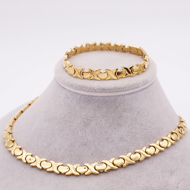Gold Classic Heart