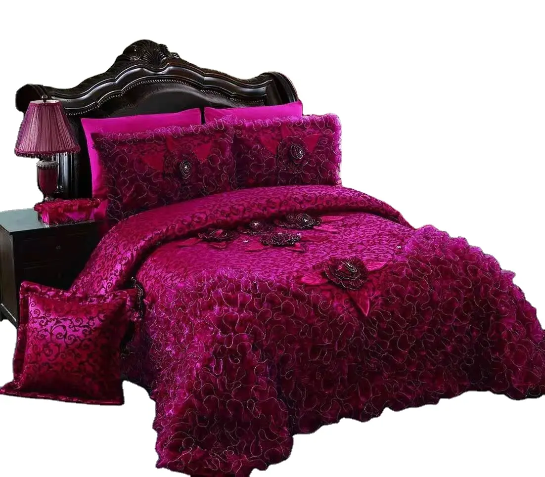 高級ヨーロピアンスタイル100% ポリエステルホームデザイナーキルトクイーンサイズフローラルジャカードベッドカバーシーツセット掛け布団寝具