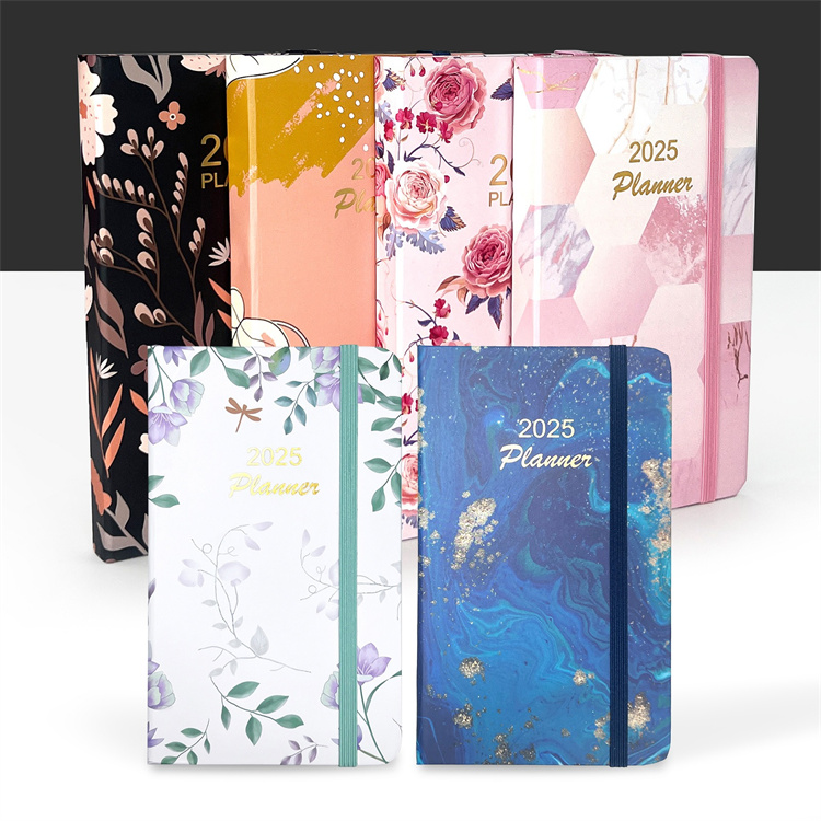 มีสีสัน