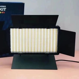 デュアルカラー温度で屋外写真 & ライブストリーミングのためのプロのLED E800充填ライト - Product Image 5