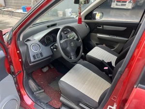 2014 Suzuki Swift 1.5L รถแฮทช์แบ็กอัตโนมัติประหยัดน้ำมันทนทานและใช้งานได้จริง - Product Image 5
