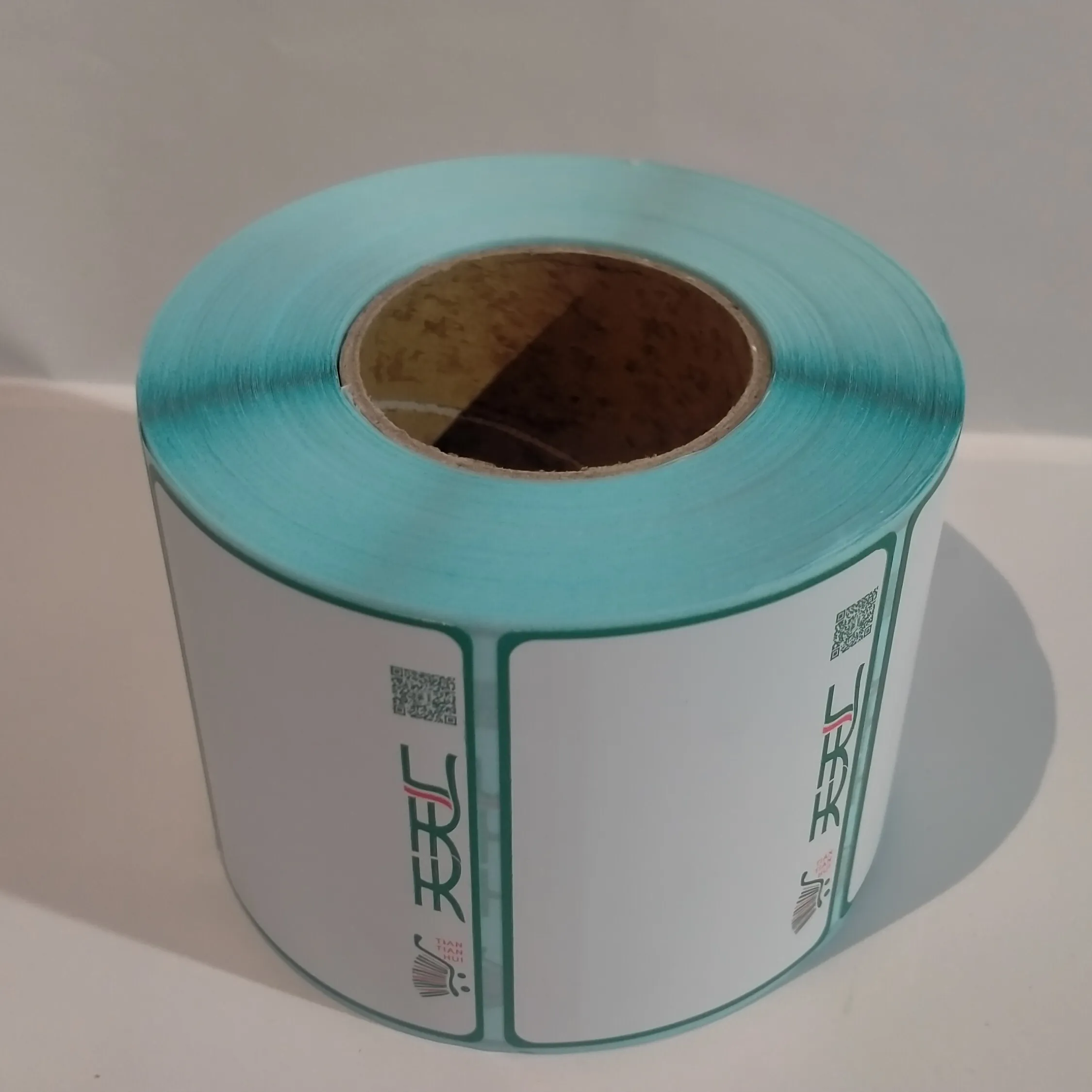 Drievoudig Thermisch Papier Label Met 60Mm * 40Mm * 800 Stuks Van Twee Kleuren Afdrukken.