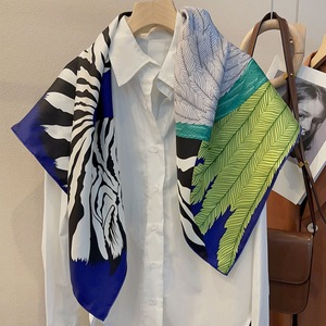 88*88ซม. ผ้าพันคอผ้าไหมมัลเบอร์รี่สีเขียวอ่อนหรูหราสำหรับผู้หญิงผ้าพันคอสี่เหลี่ยมสำหรับฤดูใบไม้ผลิและฤดูหนาว - Product Image 1