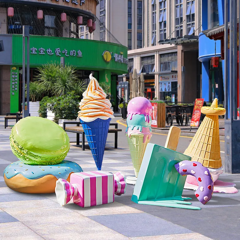 Conception d'intérieur de magasin de crème glacée personnalisée/décorations de grande boutique de bonbons/accessoires d'anniversaire de crème glacée