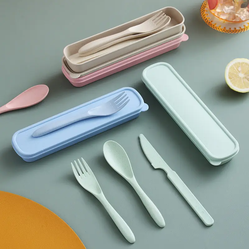 Colore del gelato posate biodegradabili ecologiche cucchiaio forchetta coltello Set posate di paglia di grano per la scuola di campeggio di viaggio