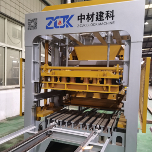 Máquina automática para fabricar bloques () de ZCJK Group China - Product Image 1
