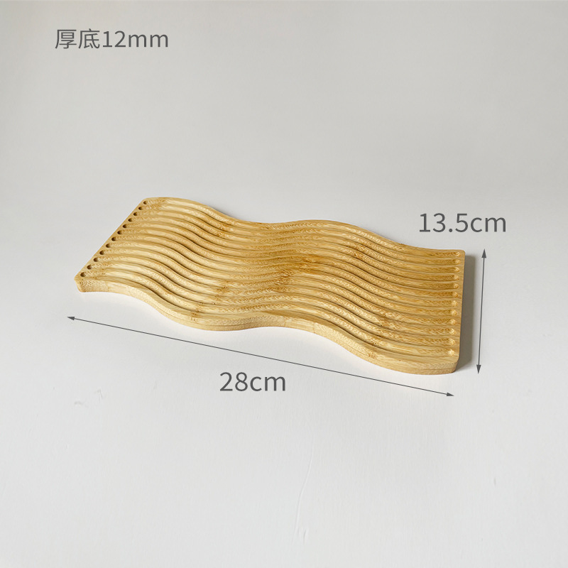 Wavy, corrugated plate, 28 x 13.5 cm