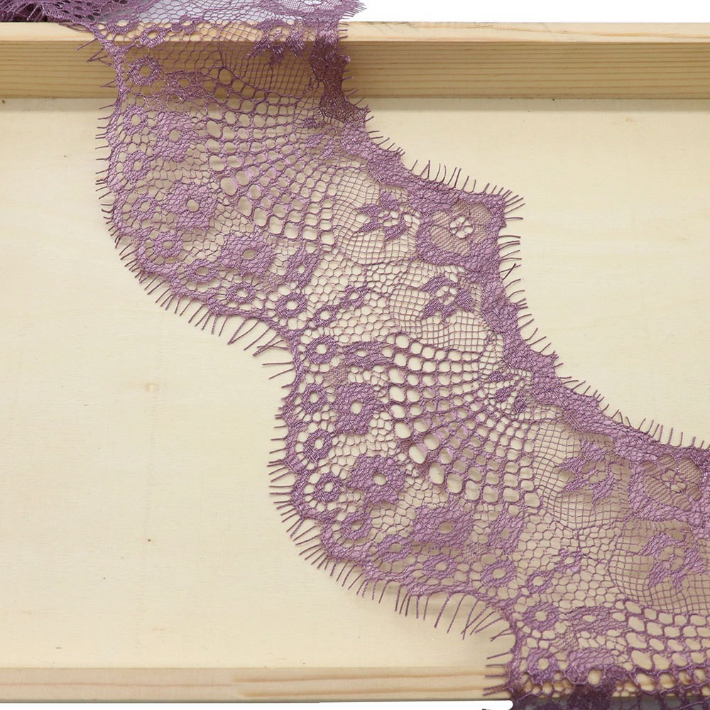 Purple-red - width approximately 9.5cm