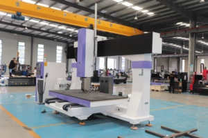 Enrutador CNC de 5 ejes de alta precisión con ejes de rotación dual para compuestos de espuma de madera Molde aeroespacial Construcción Marina Muebles personalizados - Product Image 4