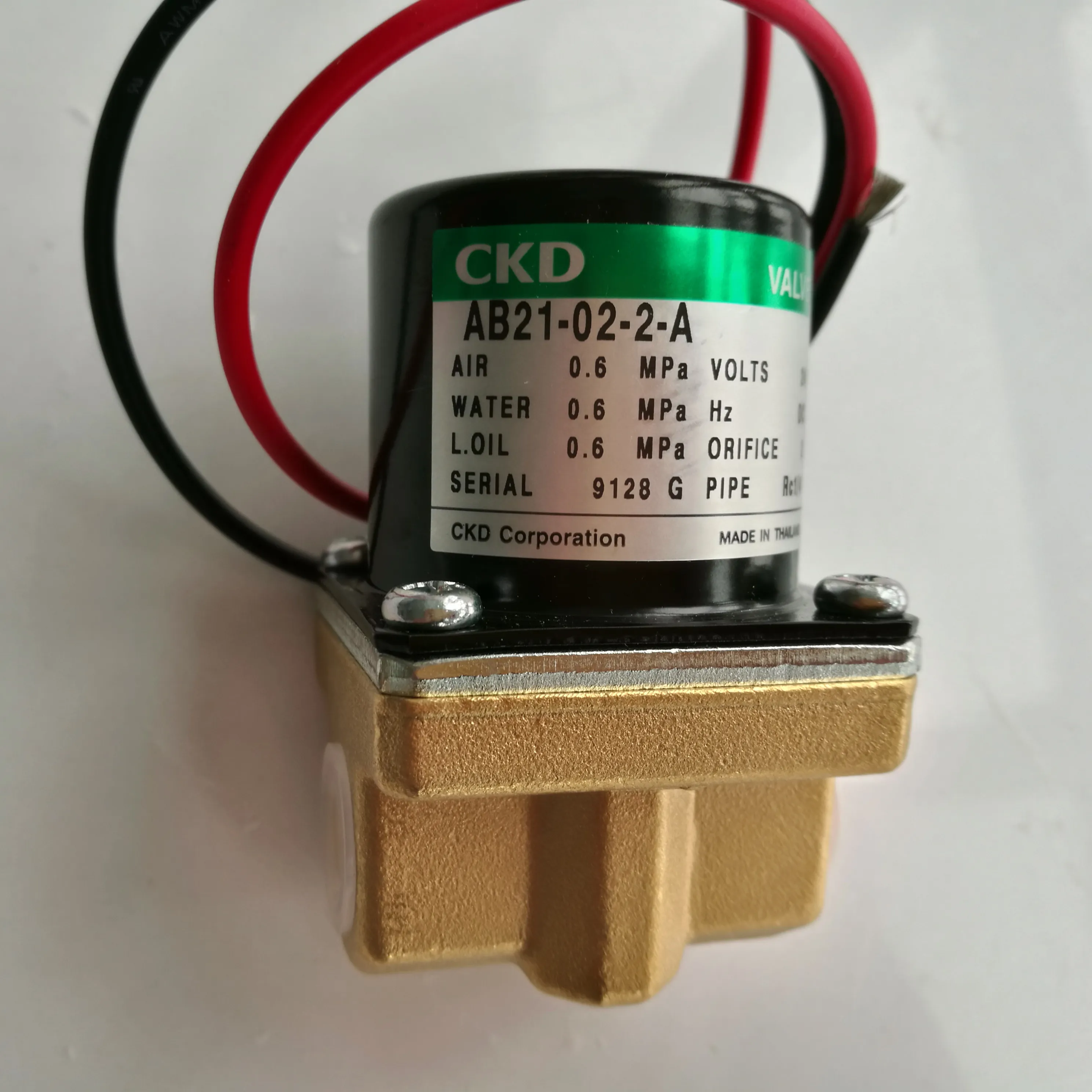 Elettrovalvola elettromagnetica a solenoide CKD AB21-02-2-A DC24V per macchina per la produzione di sacchetti