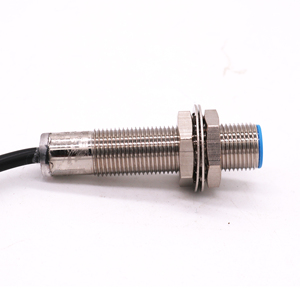Sensor de proximidad inductivo M12, 10-30V Lush - Product Image 4