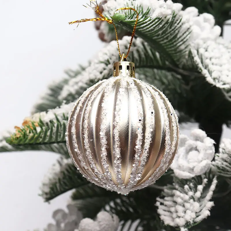 6個6cmクリスマスつまらないクリスマスツリーペンダントクリスマスハンギングデコレーション用の明るいボール