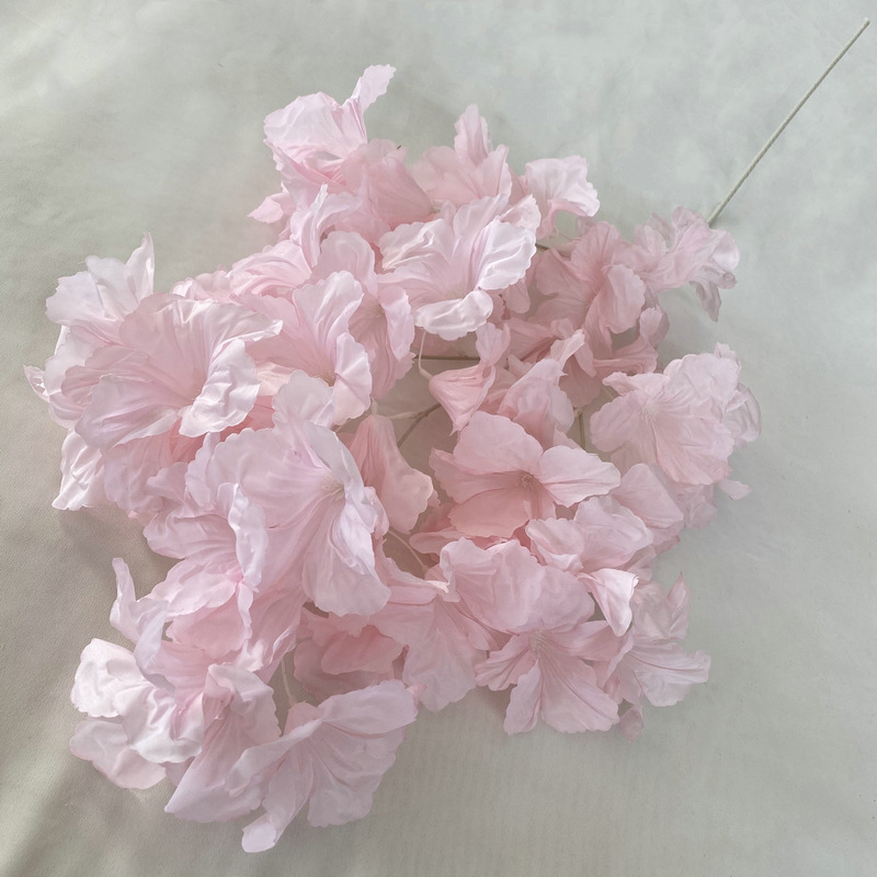13# Rosa, Cuerno de boda