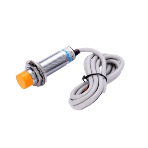 Индуктивный емкостный датчик приближения NPN/PNP - Product Image 1