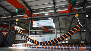 Tubo de manguera de goma flexible autofotante marino Servicio de corte personalizable para dragado de lodo de arena y lodo - Product Image 4