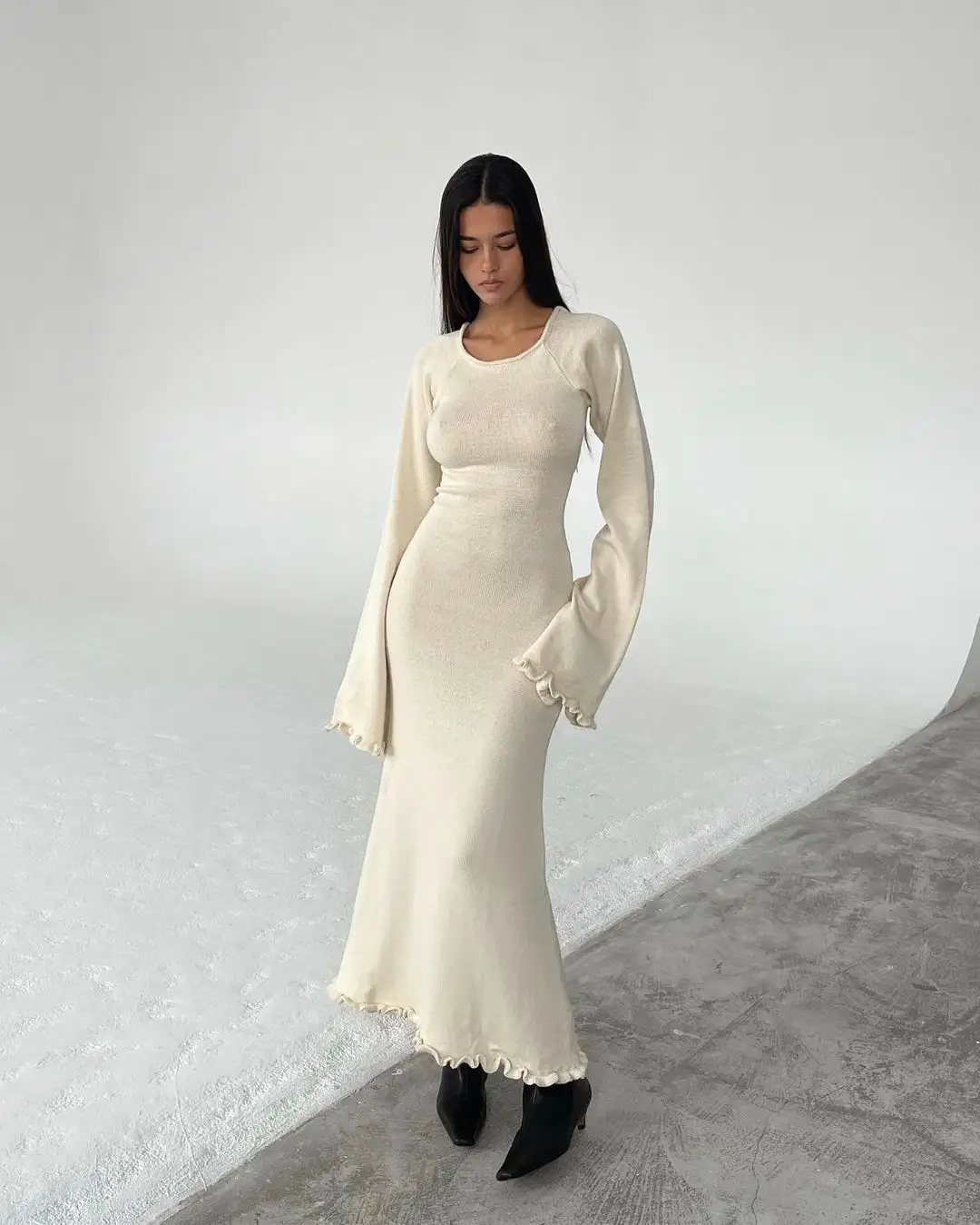 Женское Мягкое повседневное длинное платье с открытой спиной YY1725, элегантное облегающее трикотажное платье с расклешенным длинным рукавом
