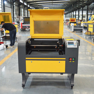 Metalik olmayan akrilik ahşap Mdf için bardaklar için sıcak satış 3D-Crystal-Laser-Subsurface-Engraving-Machine lazer gravür