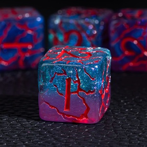 ลูกเต๋าเกม RPG D & D ทำจากเรซินสำหรับการพนันลูกเต๋าหกด้านลายกาแล็กซีมีแววดาวสีม่วงใสออกแบบได้ตามต้องการ - Product Image 1