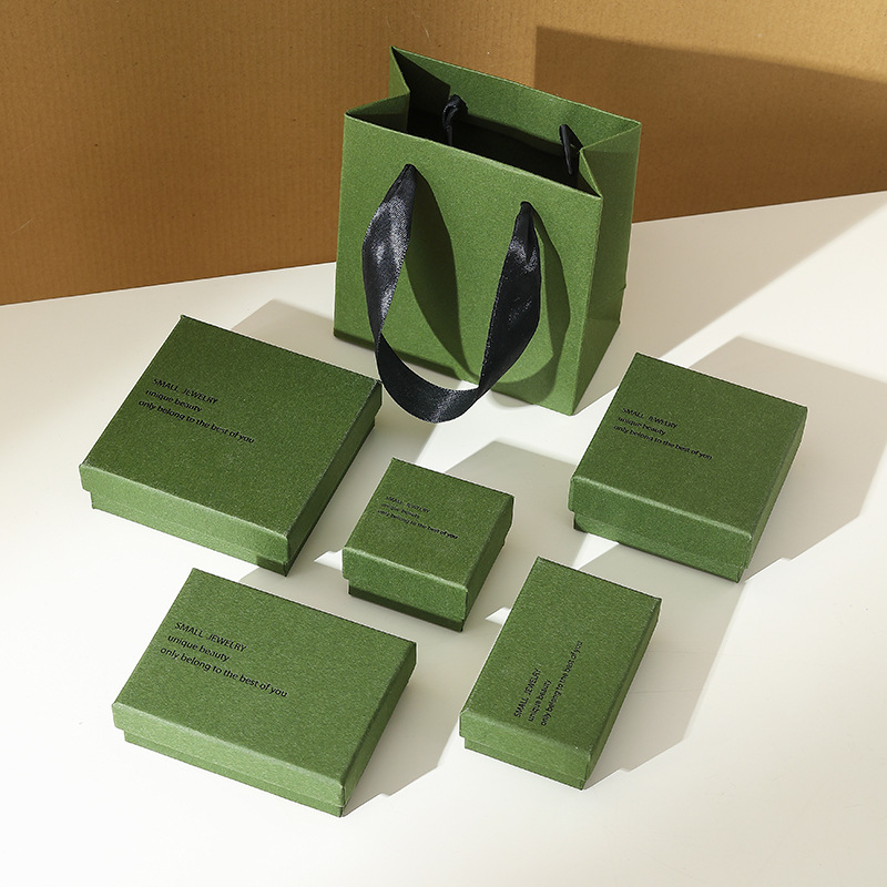 Green lid and base box-Universal greetings edition