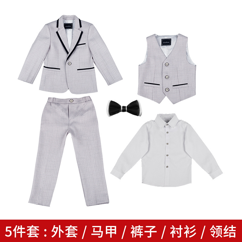 Ensemble cinq pièces gris (avec chemise blanche)