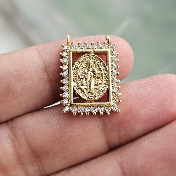 gold#5 St Benedict