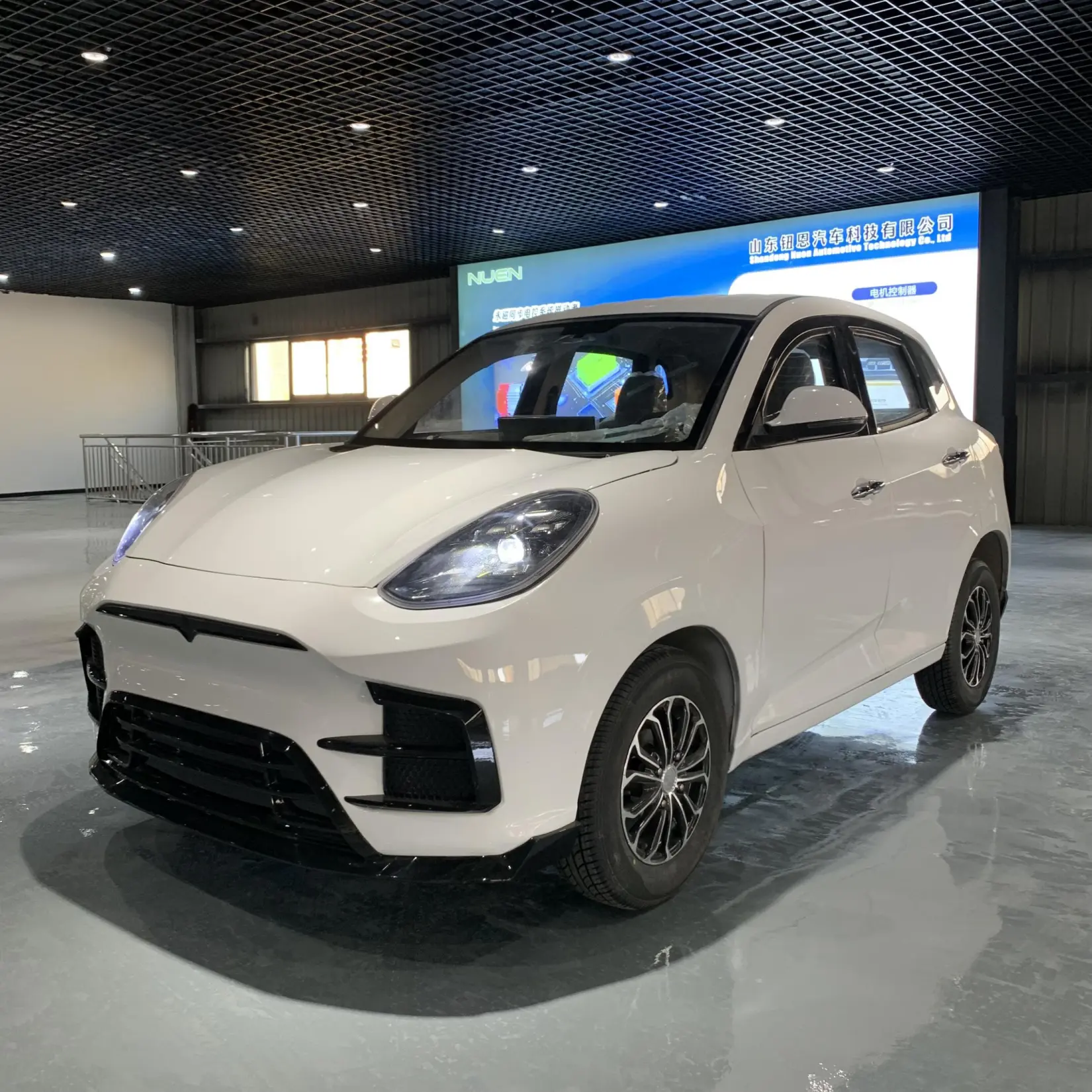 Venda quente feito na China 4 lugares mini ev carro elétrico adulto veículo scooter carro