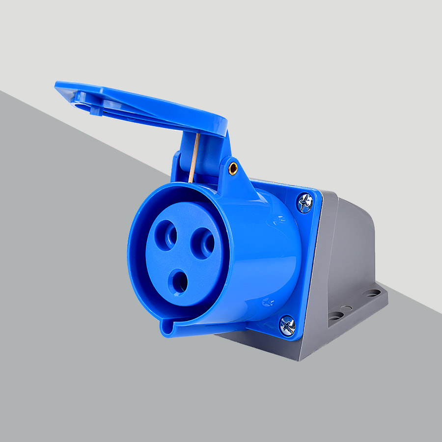 3*16A socket