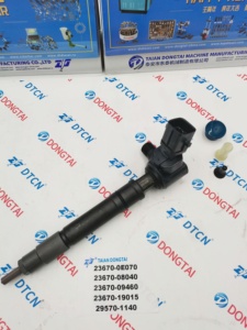 เดิม2GD หัวฉีด23670-0E070 23670-08040 23670-09460 23670-19015 29570-1140สำหรับโตโยต้าฟอร์จูนเนอร์ Hilux Revo 2GD