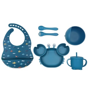 RTS bebek sofra takımı Bebe silikon besleme seti emme plaka baskılı Bib tasarım Babero ve çatal bıçak kaşık seti ile saman fincan - Product Image 1