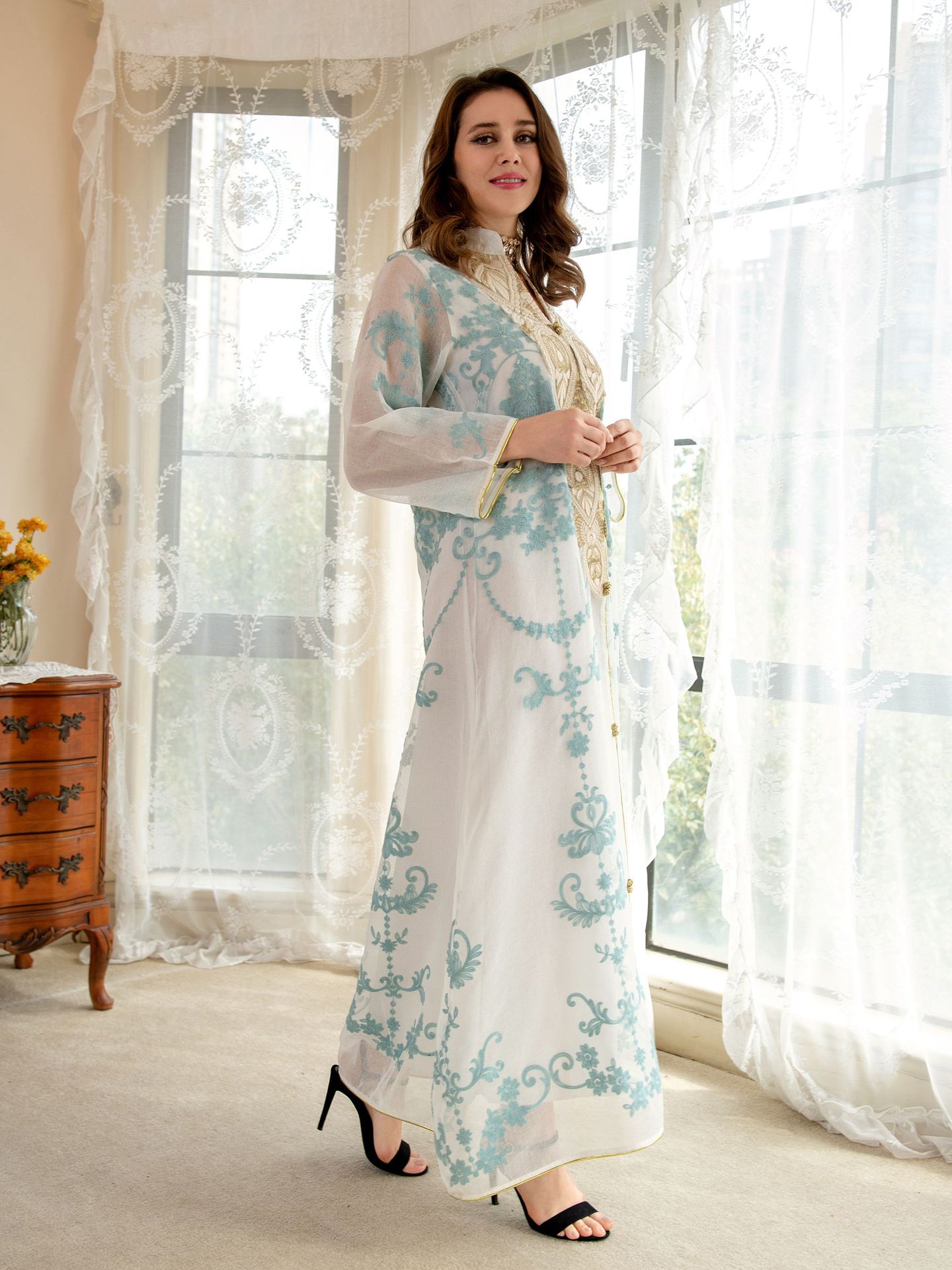 Dubai Arab Eid Al Fitr Middle East Gold Sequin Floral Embroidered Muslim Woman White Yarn Jalabiya Maxi Long Knee Length Dress