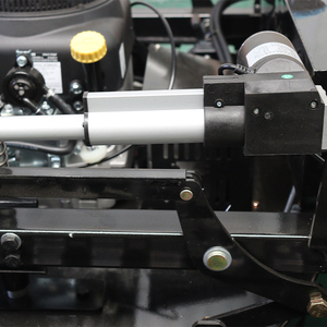 Điều khiển từ xa máy cắt cỏ RC Crawler tất cả các địa hình độ dốc máy cắt theo dõi đài phát thanh kiểm soát cỏ cắt Robot Máy cắt - Product Image 5