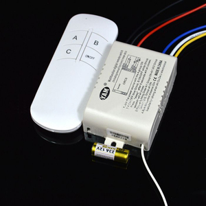 ワイヤレス4チャンネル220Vリモートコントロールスイッチランプ & ライト用デジタルリモートコントロールスイッチ - Product Image 1