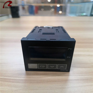 100% nuovo e in magazzino regolatore di temperatura E5CN-RTU - Product Image 2