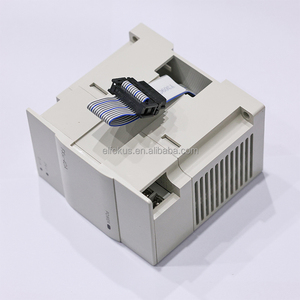 Módulo de salida analógica PLC FX3U; 16 bits; 4 salidas analógicas para corriente o voltaje nuevas y originales en stock.