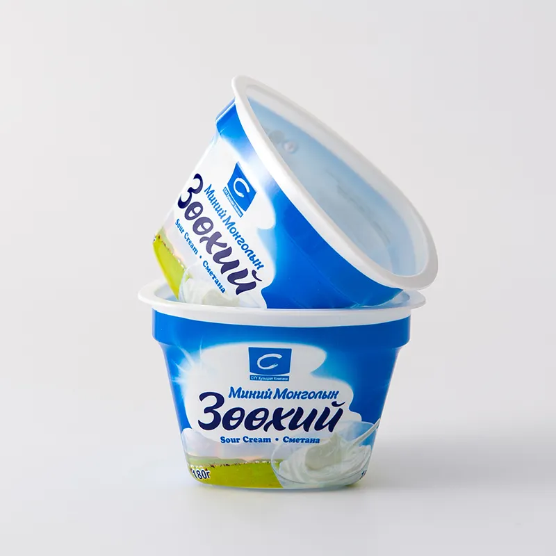 Copos triangulares de iogurte em forma de triângulo, iogurte, utilizando copo selador de calor