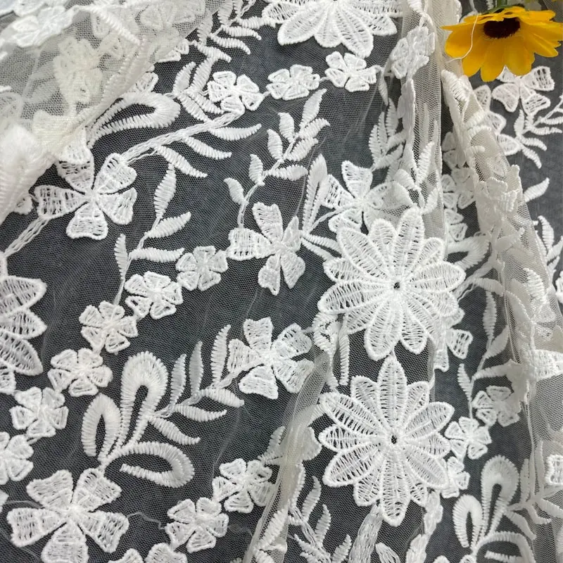 Designer italiano razoável tecido 2023 3D flor bordado laço tecido atacado no mercado Dubai