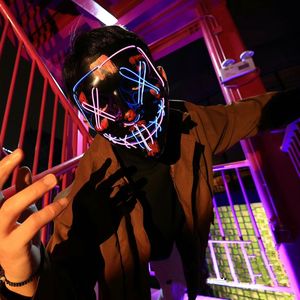 ハロウィーンLEDコールドライト小道具スクリプト狼男キルパーティージャンプタイドプレイVフェイス新しいダブルカラーライトマスク
