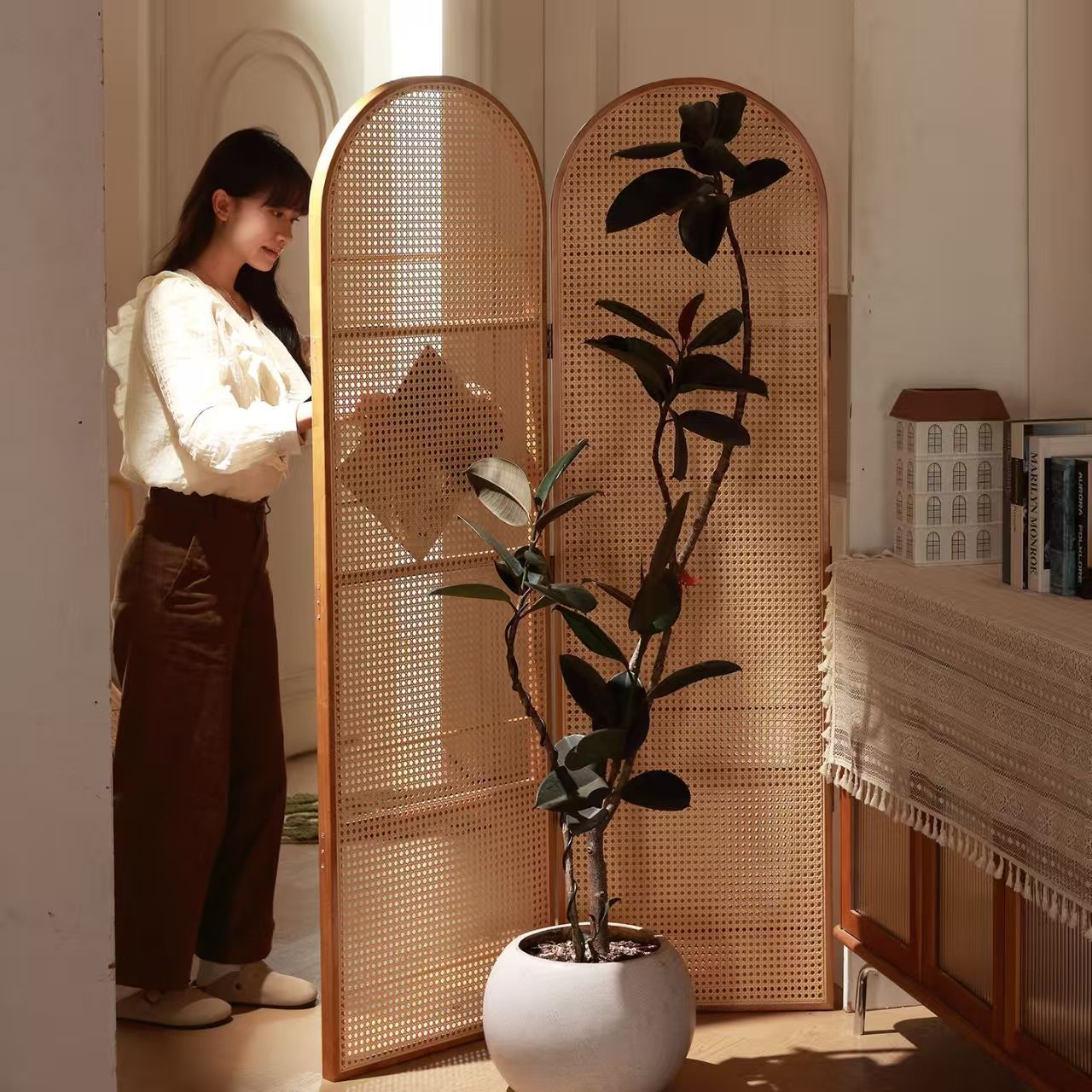 2 pieces, natural wood color - total width 100-170mm high