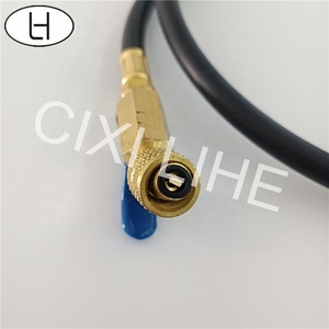 Yüksek basınç çeşitli boyut vakum özelleştirilebilir R410A 1/4 SAE AC soğutucu için tek şarj hortumları siyah hortum - Product Image 4