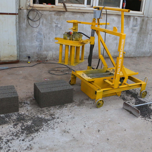 Máquina de fabricación de ladrillos de hormigón Qquipment para construcción y Construcción móvil pequeña - Product Image 4