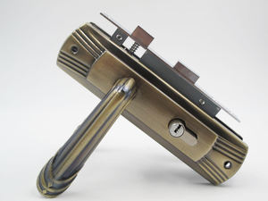 עיצוב חדש ברזל צלחת מכירות ישיר נגד גניבה דלת דלת מנעול פנים דלת חדר שינה ידית נעילת locset עם מפתחות ברזל - Product Image 3