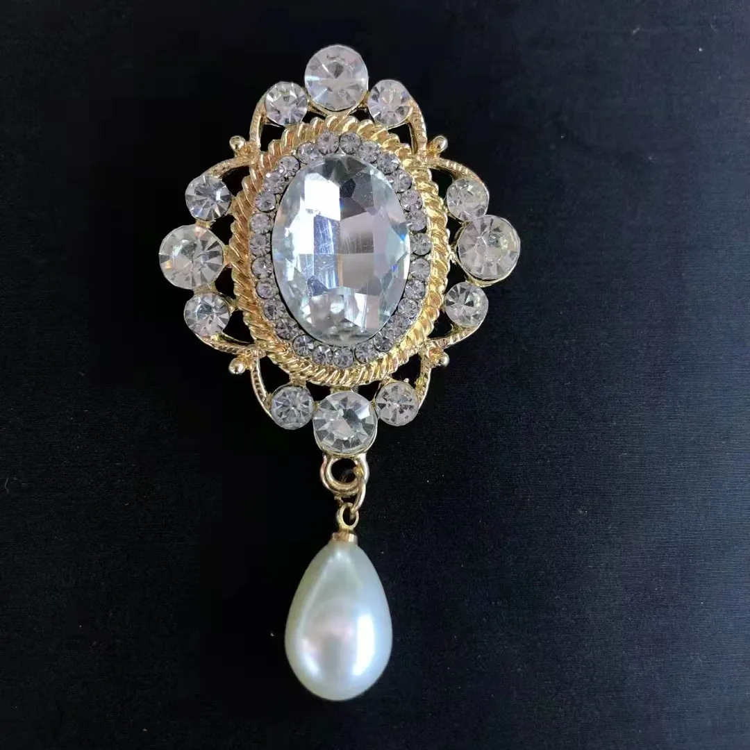 Broche de lujo con perlas doradas para mujer, broche decorativo de metal