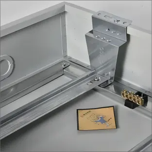 Cajas eléctricas impermeables a prueba de polvo disyuntores personalizados caja de distribución de equipos eléctricos de potencia